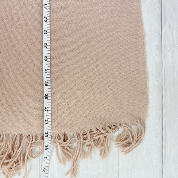 Soia & Kyo Woven Scarfigan Wrap Shawl Poncho One Size Ivory Mauve Fringe Cozy - Picture 12 of 16